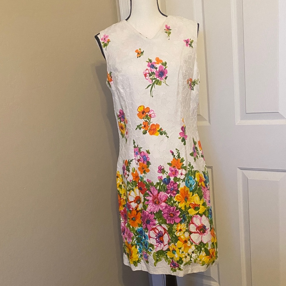 CHANELL 1  Vintage White Pique Dress with Multicolor Floral Hawaiian Design M